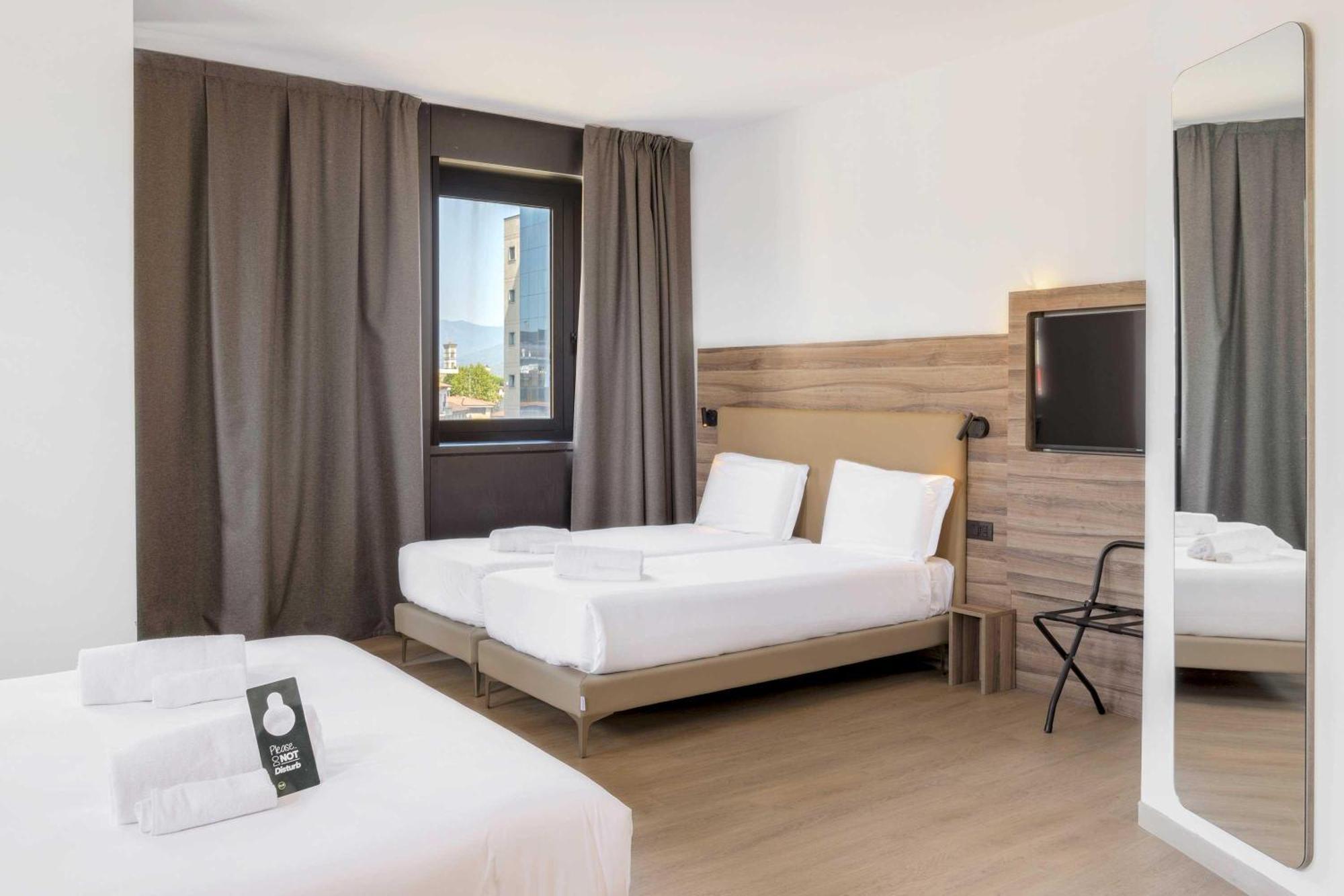 B&B Hotel Prato City Center Екстер'єр фото