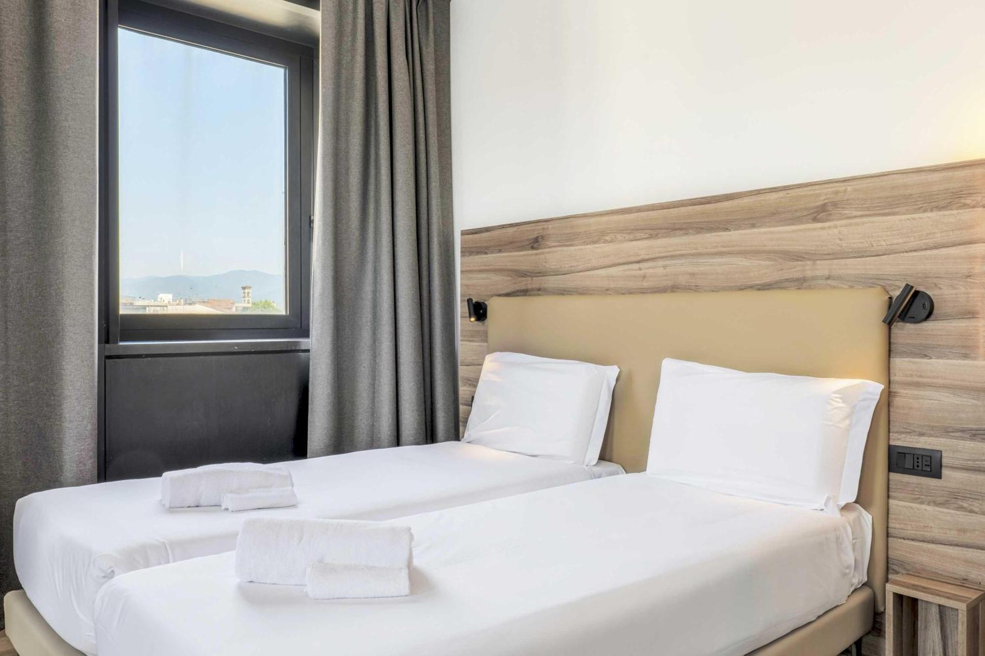 B&B Hotel Prato City Center Екстер'єр фото