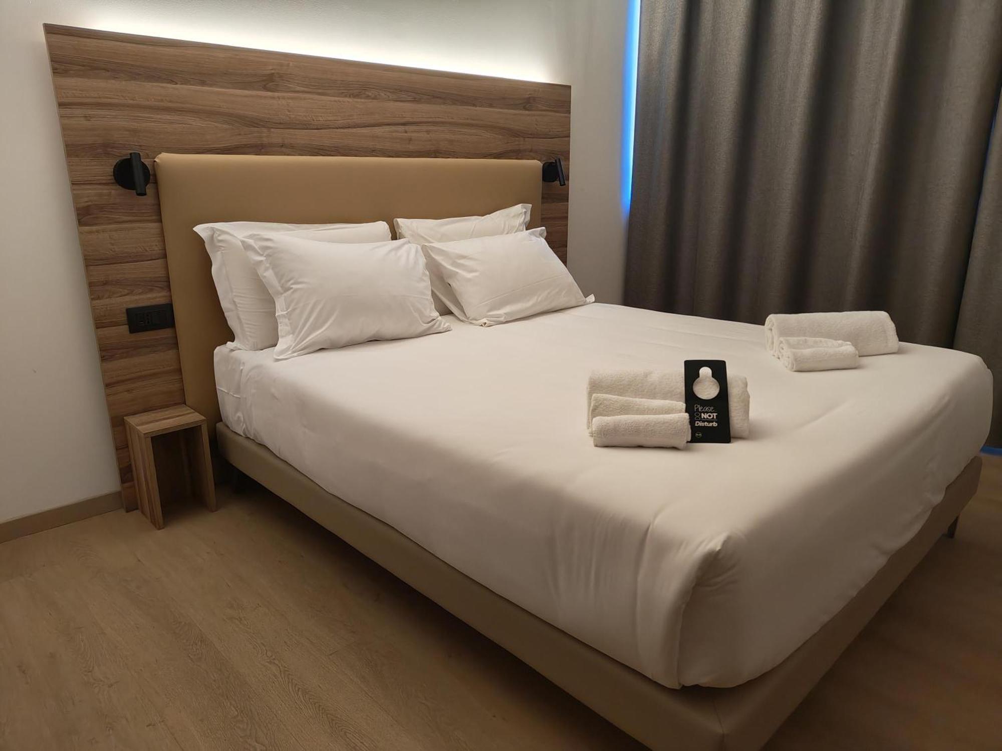 B&B Hotel Prato City Center Екстер'єр фото