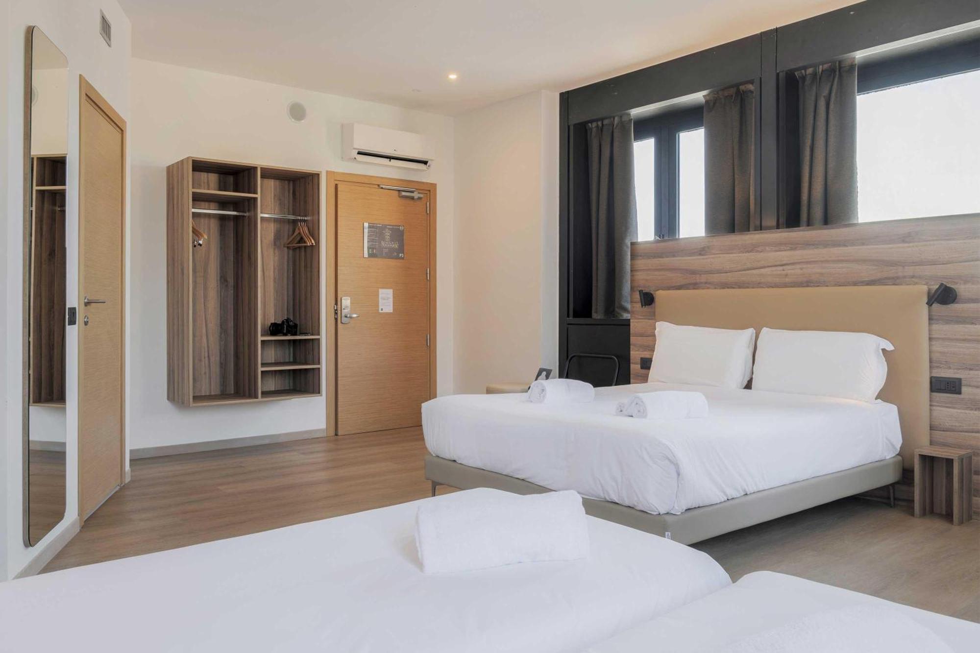 B&B Hotel Prato City Center Екстер'єр фото