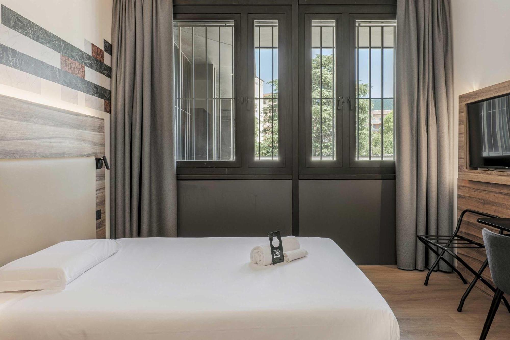 B&B Hotel Prato City Center Екстер'єр фото