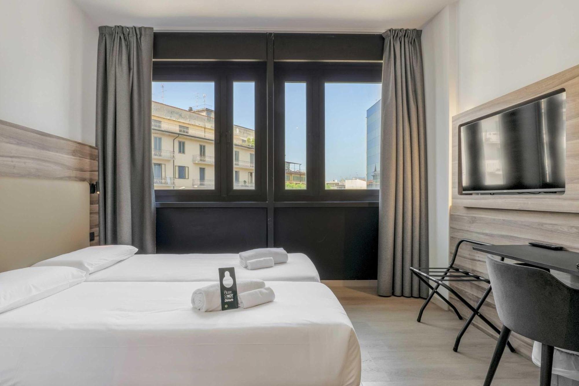 B&B Hotel Prato City Center Екстер'єр фото